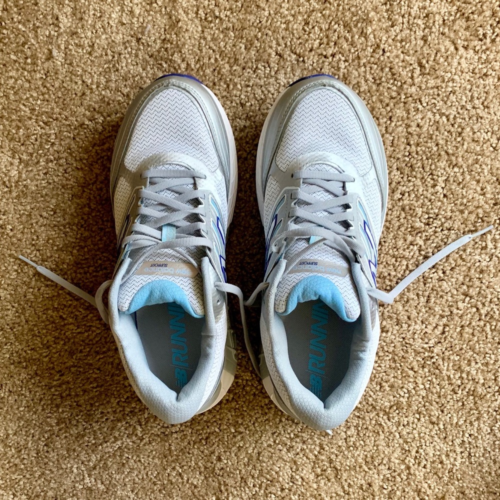 New Balance tennis shoes Sz 11 extra wide